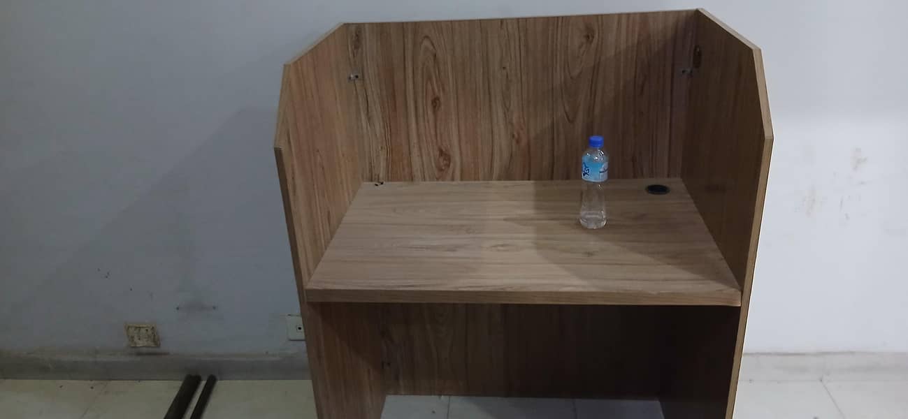 computer table 1