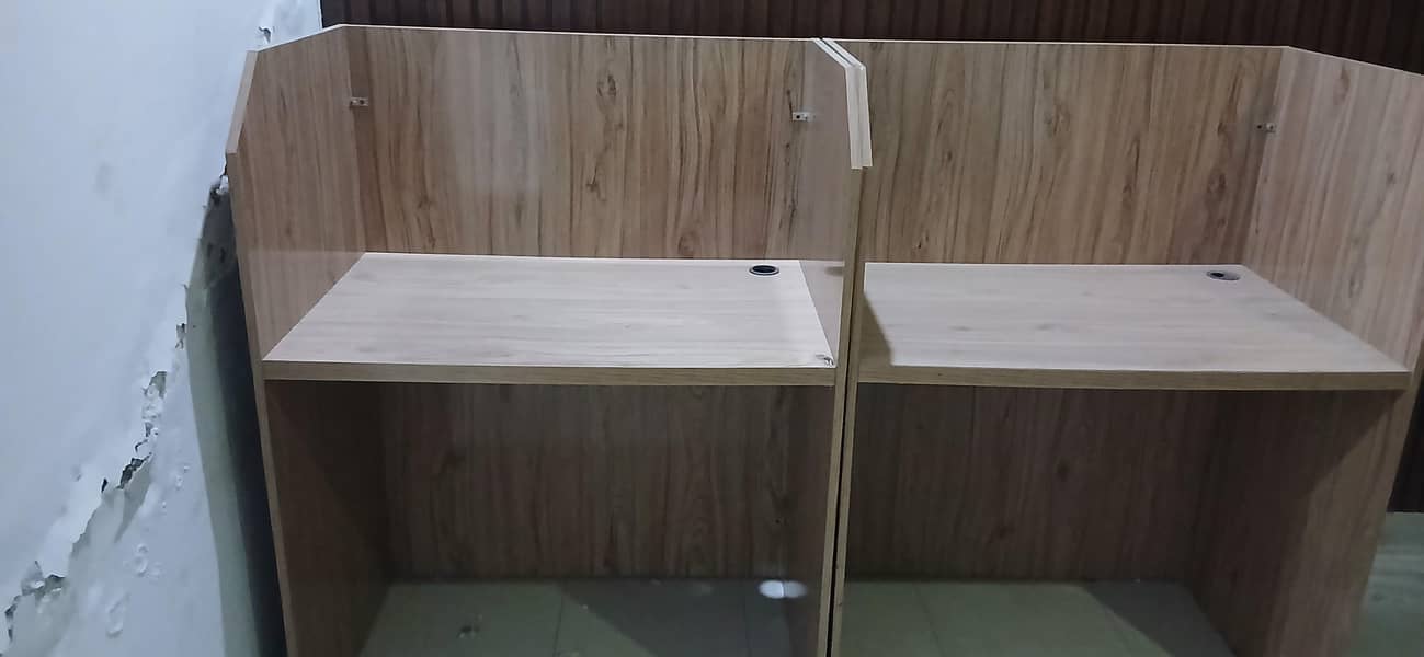 computer table 2