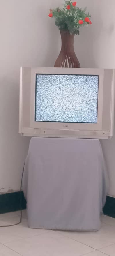 LG flatron tv