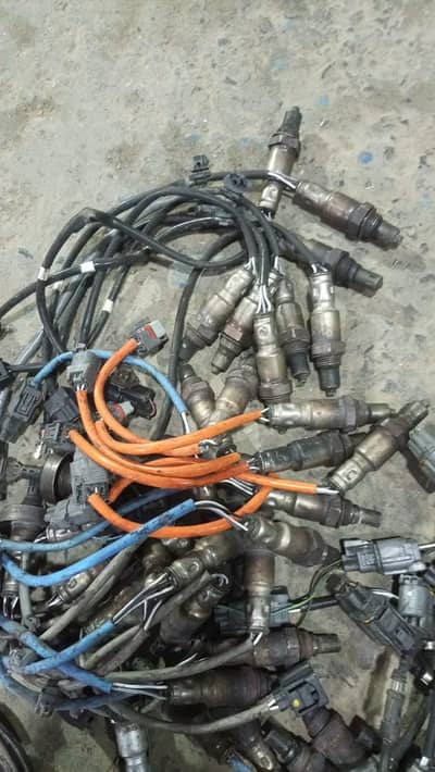 coils sansor plugs other electrical parts computer available