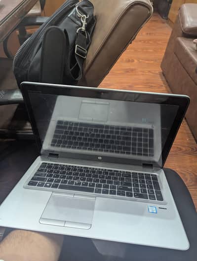 HP LAPTOP USED  TOUCH SCREEN