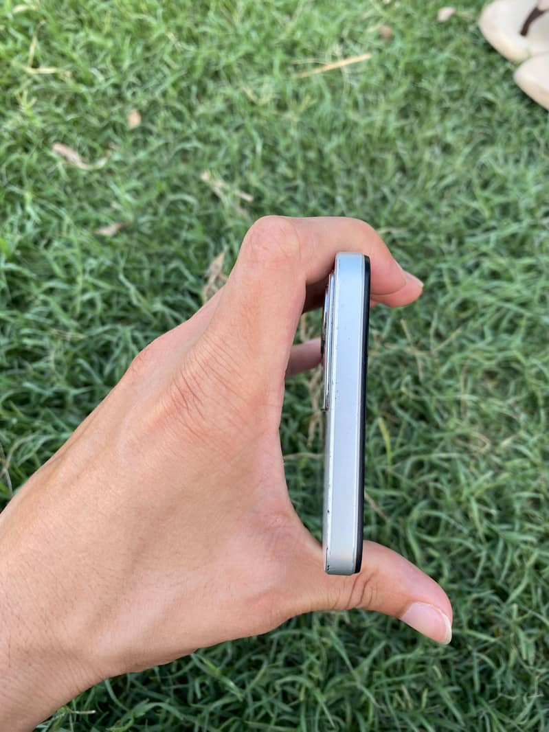 Realme C71 3