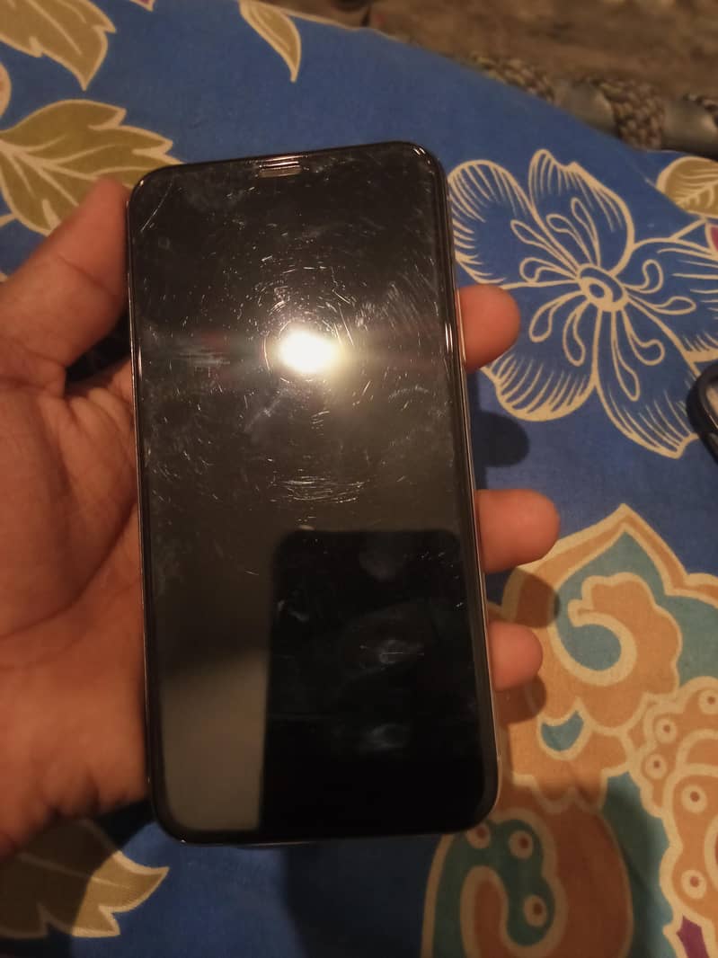 Apple iPhone X 3
