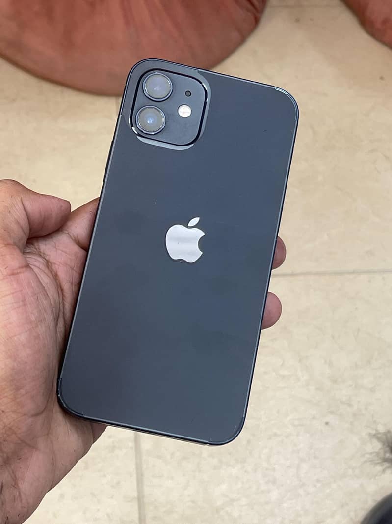 Apple iPhone 12 2