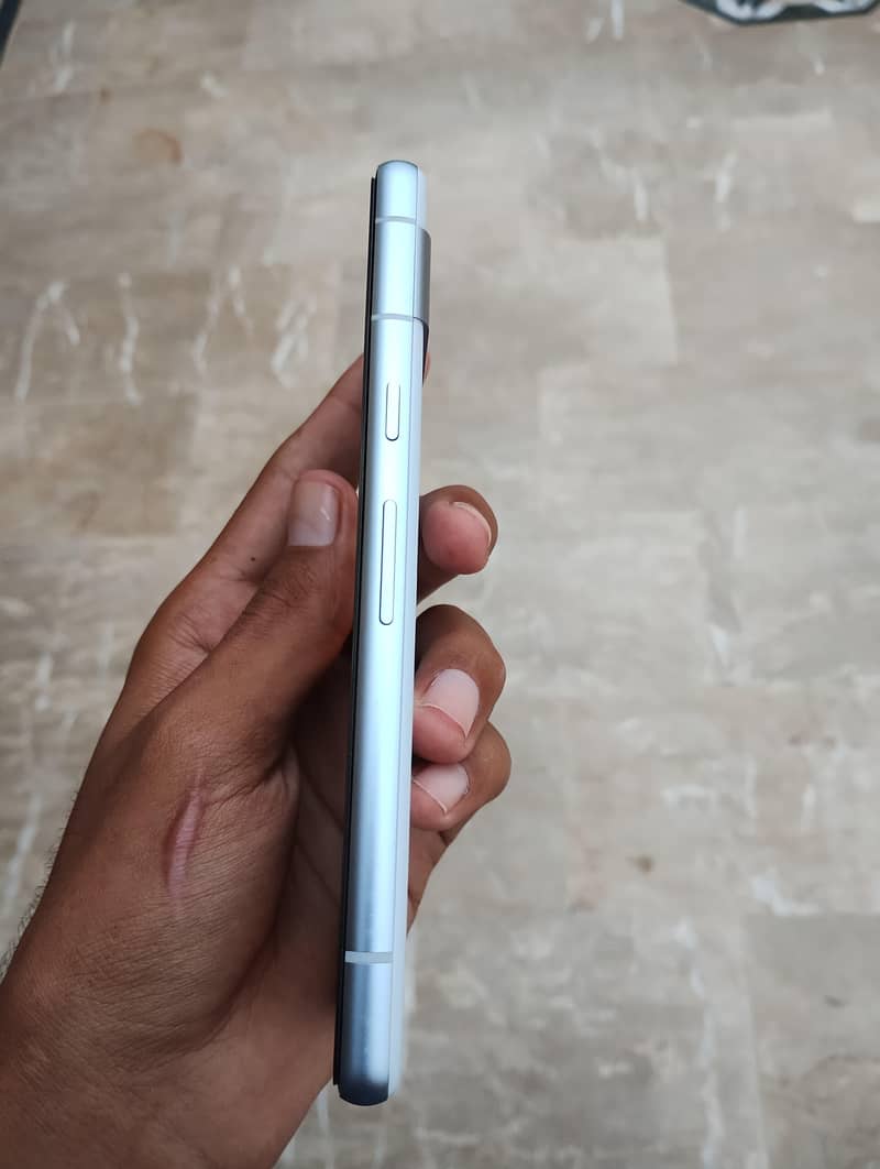Google Pixel 7a 2