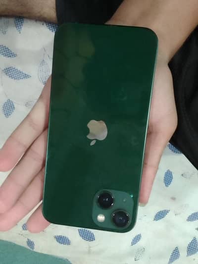 Apple iPhone 13