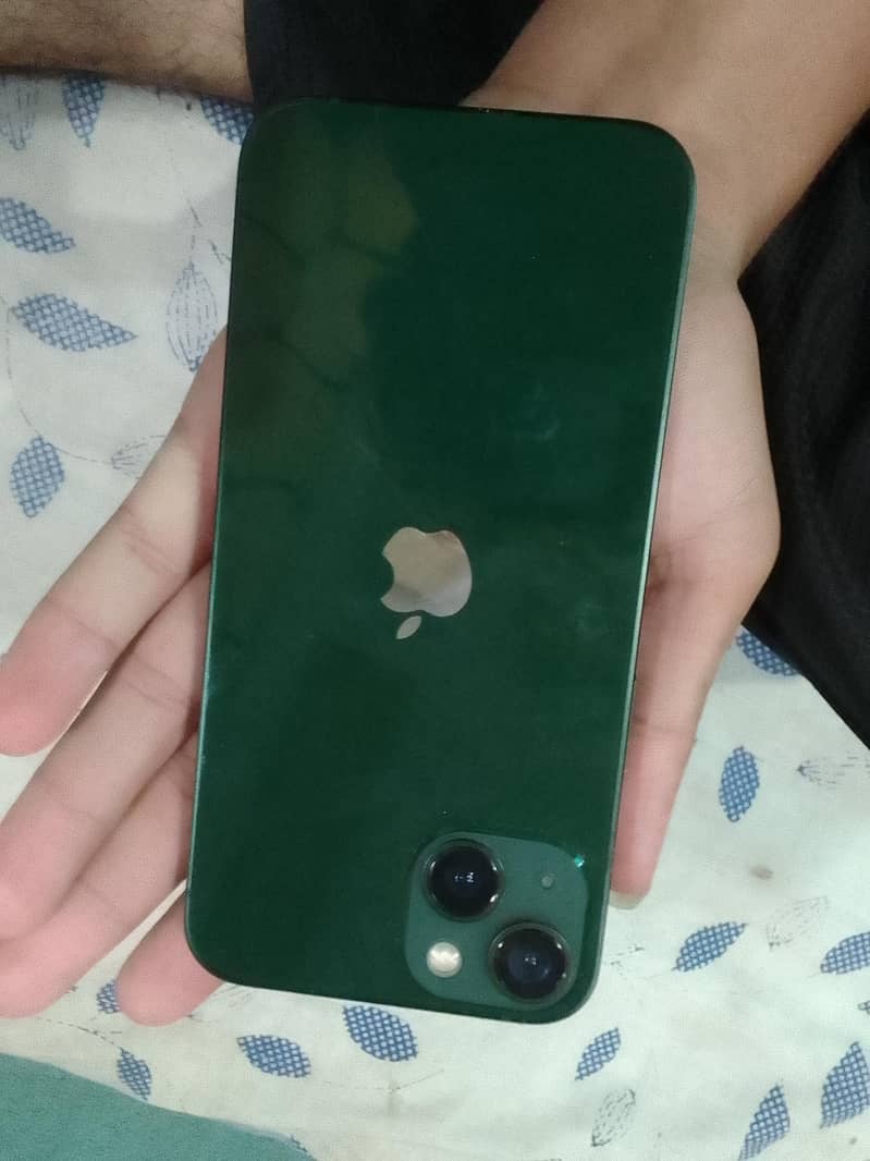 Apple iPhone 13 0