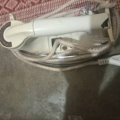 Panasonic iron working mein hai