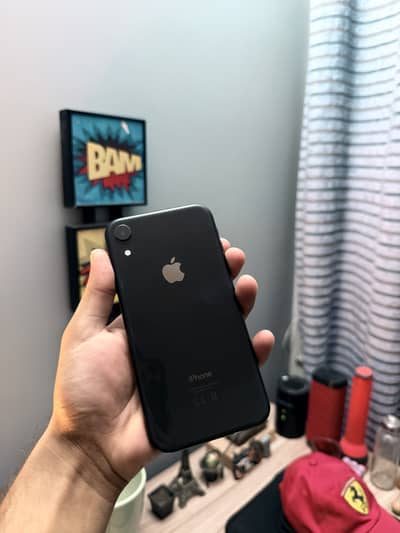 Apple iPhone XR