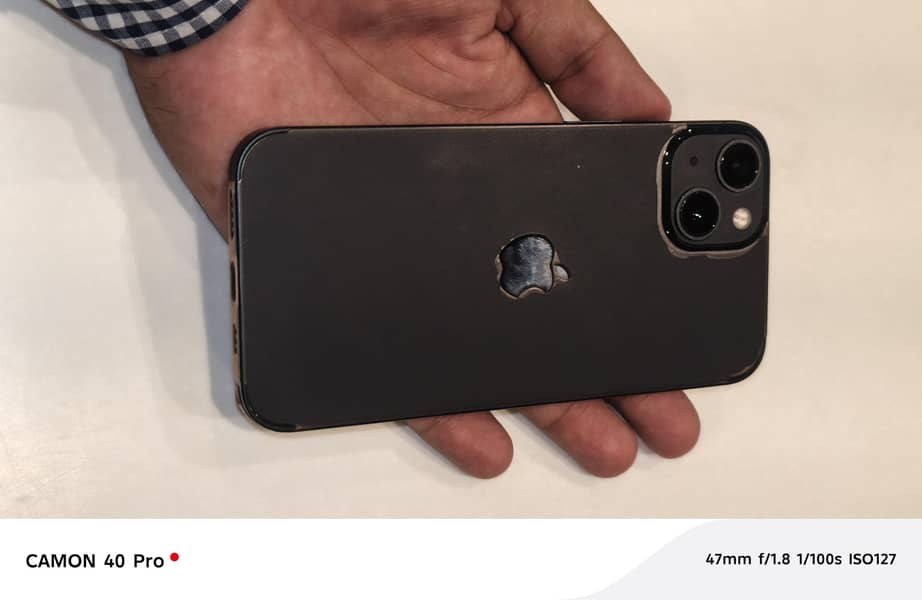 Apple iPhone 13 6