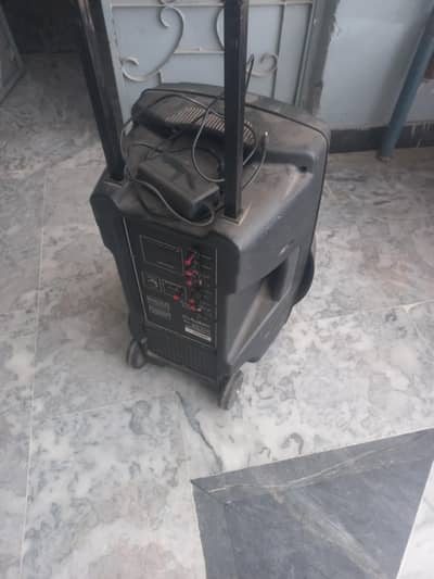 Speaker Audionic 10_8 Condition urgent sale