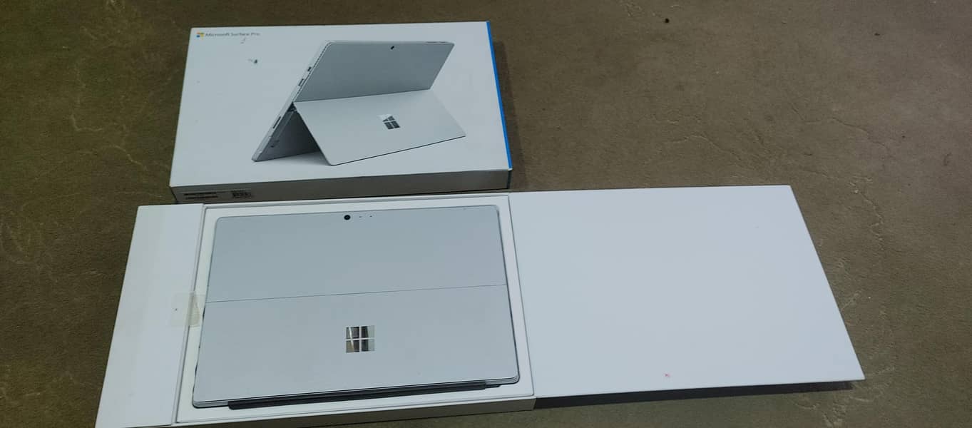 SurfaceBook4 3