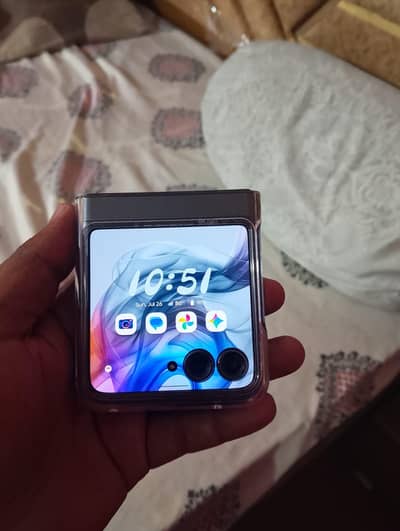 Motorola Razr 50