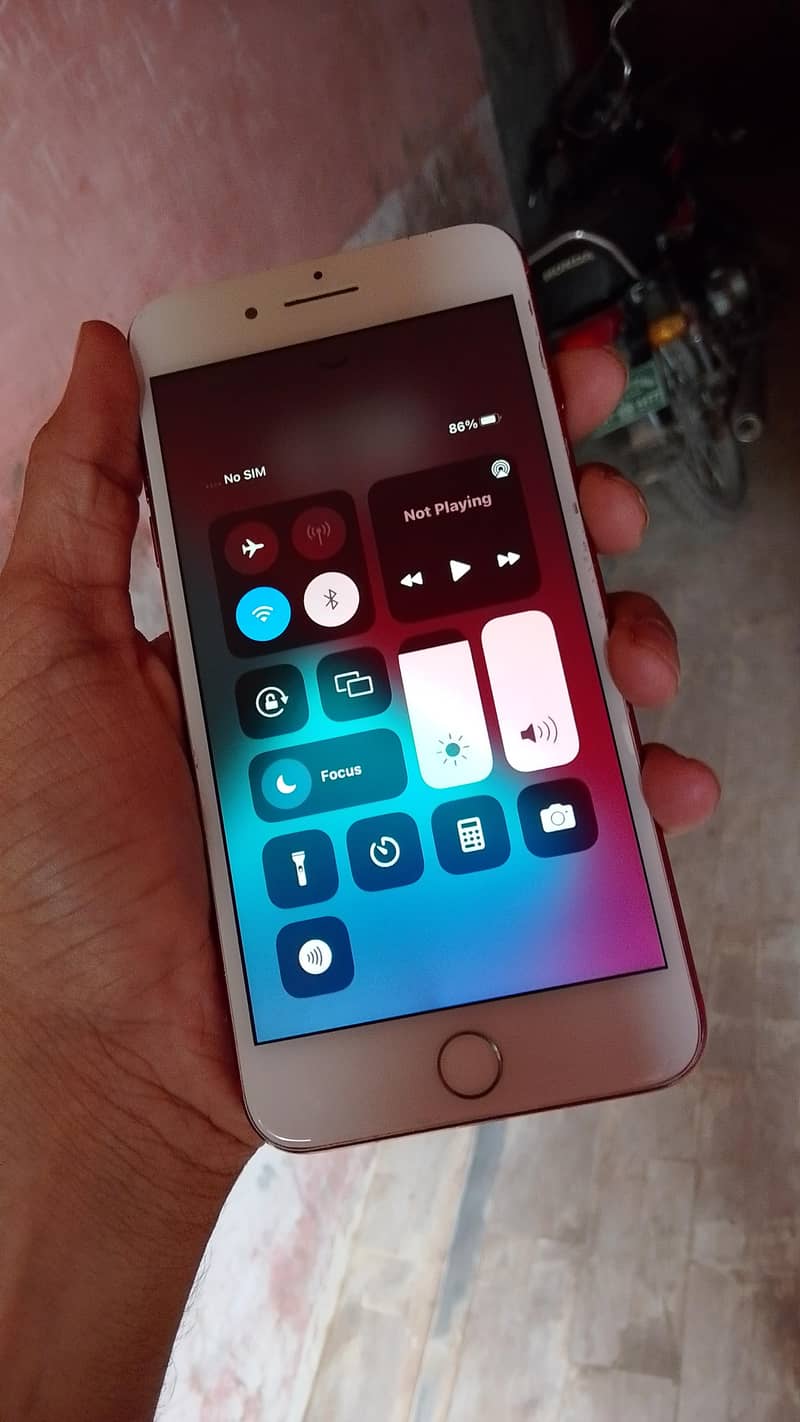 Apple iPhone 7 Plus 2