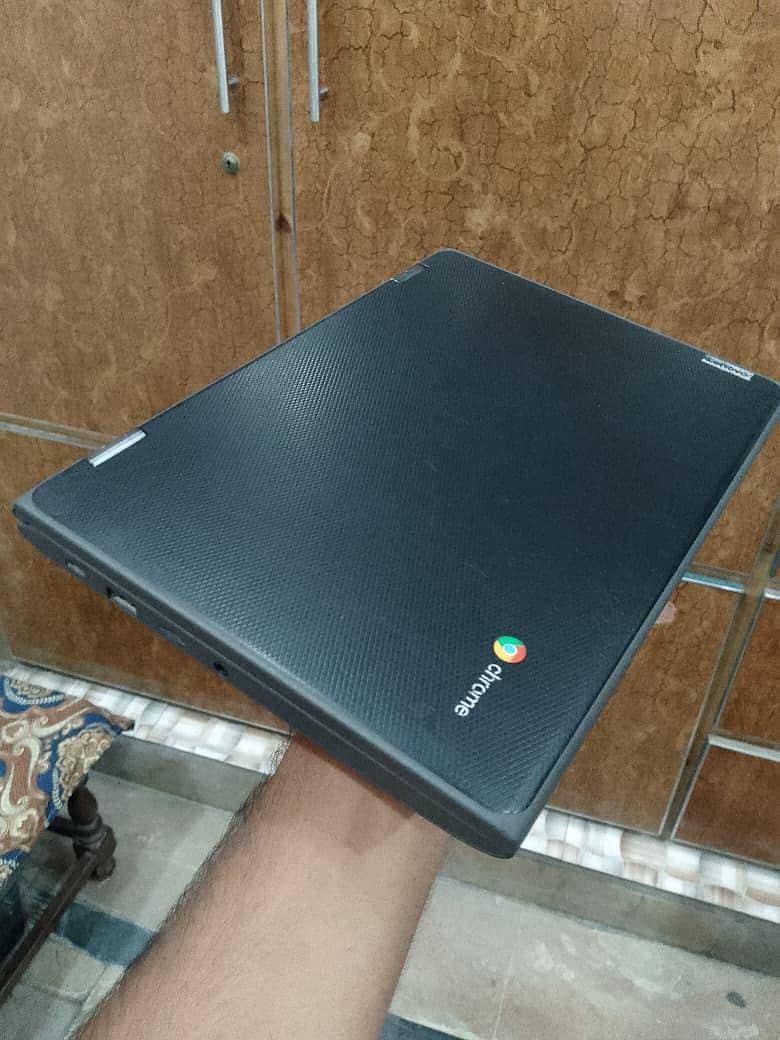 chrome book e300 6