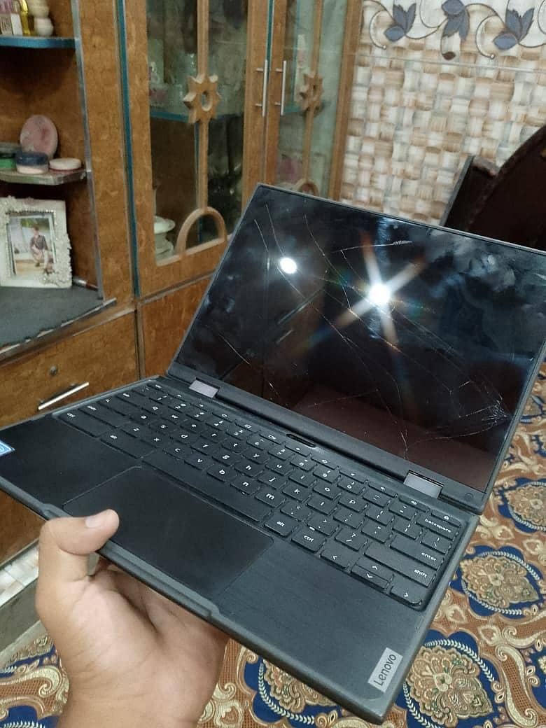 chrome book e300 7