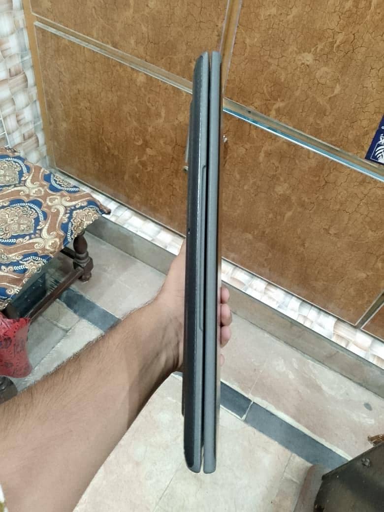 chrome book e300 9