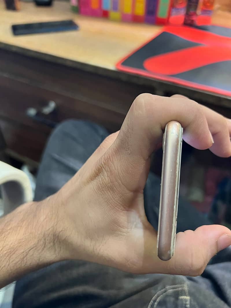 Apple iPhone 8 0