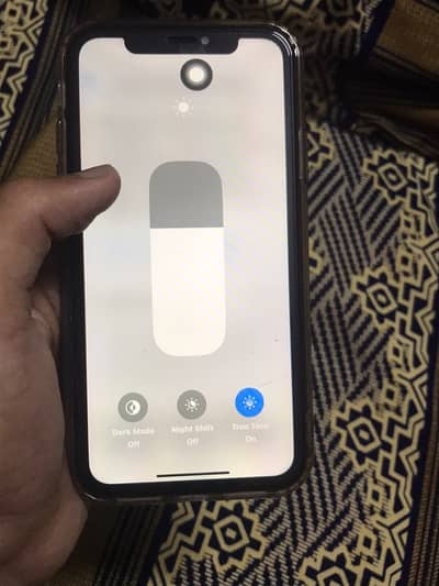 Apple iPhone XR