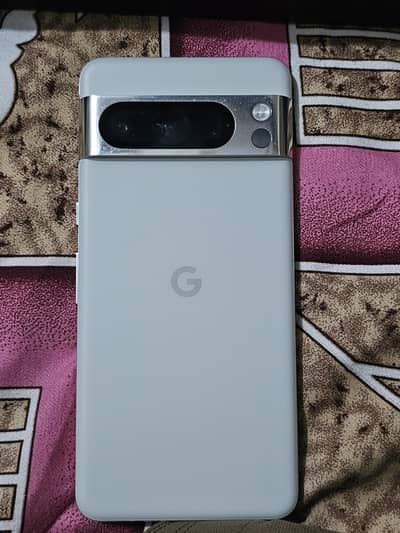 Google Pixel 8 Pro