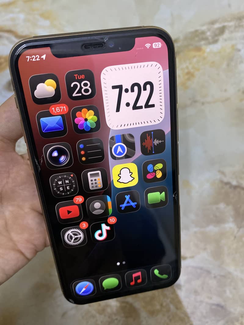 Apple iPhone 11 Pro 0