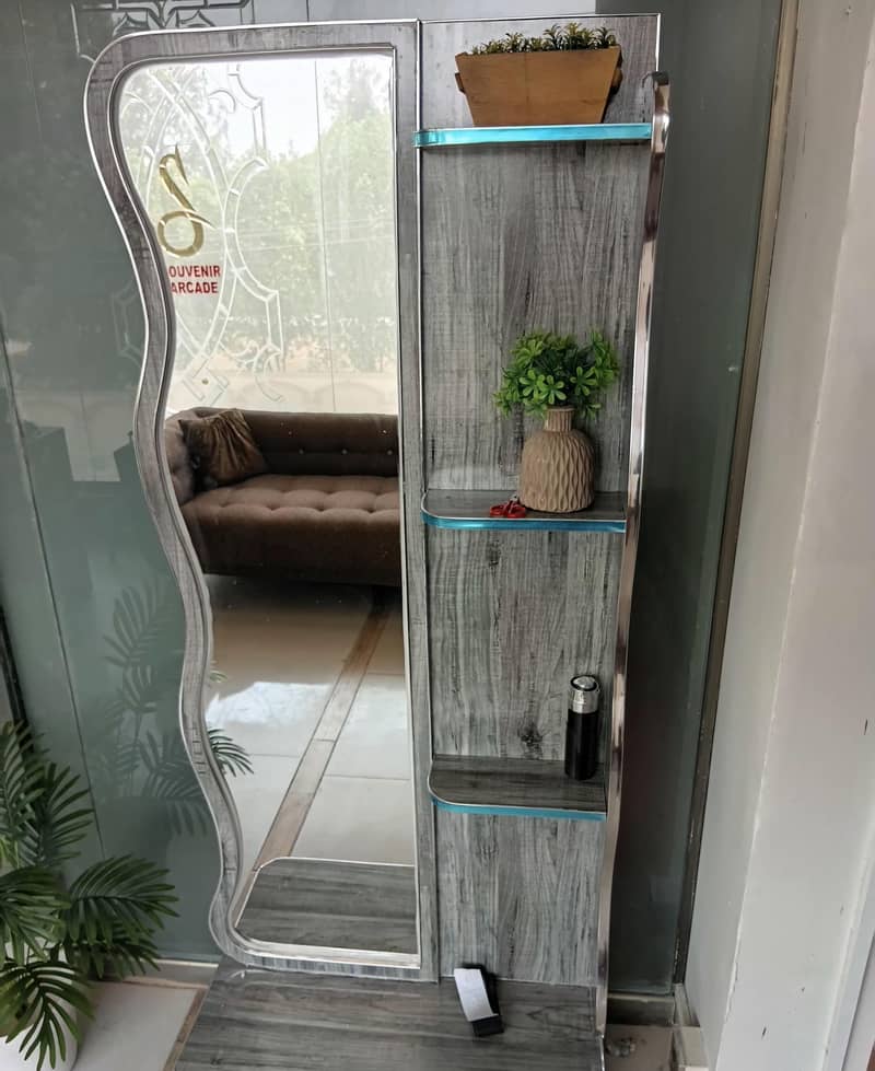 Dressing table for room 2