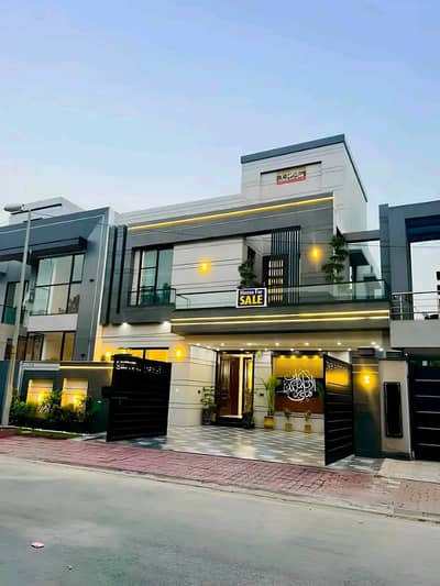 10 Marla Luxury Upper Portion is Available for Rent in Bahria Town Lahore
