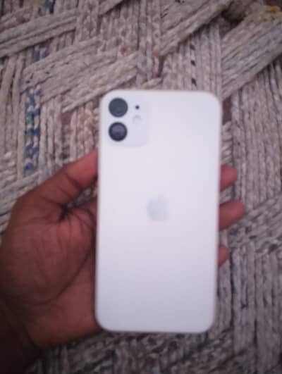 Apple iPhone XR to iPhone 11 64gb