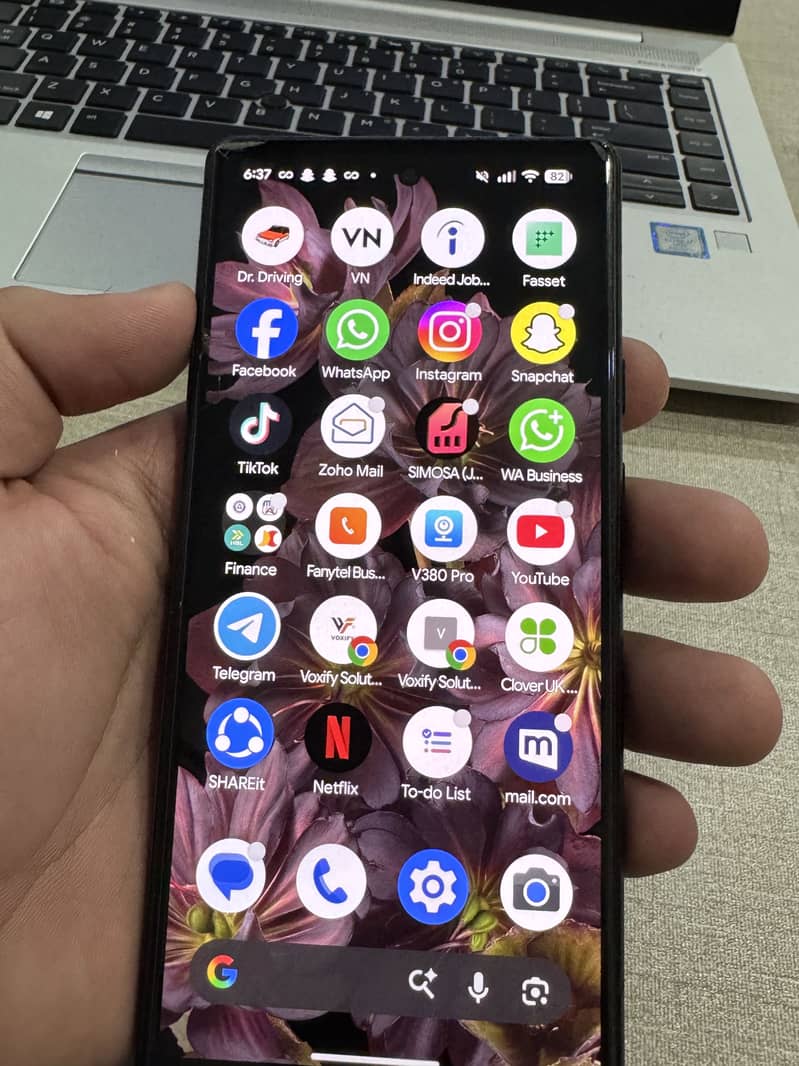 Google Pixel 6 (Sim Working) 9
