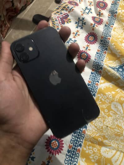 Apple iPhone 12