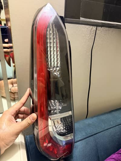 Nissan Roox 2022 backlight Left
