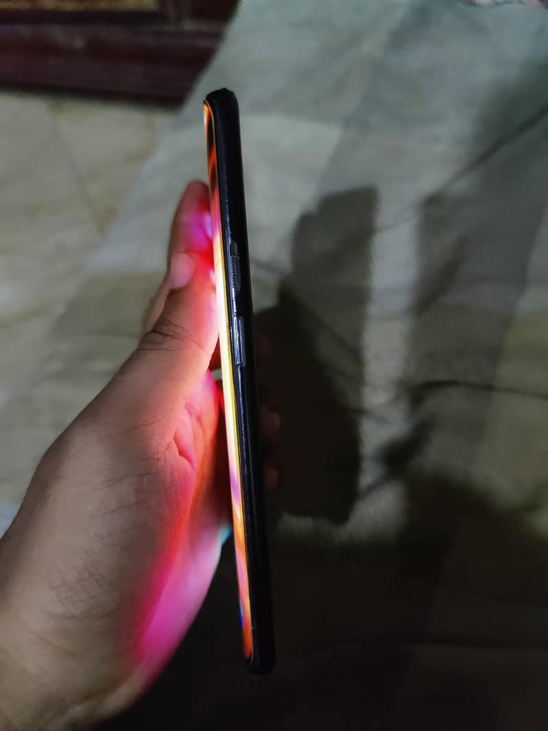 One Plus 7 Pro 3