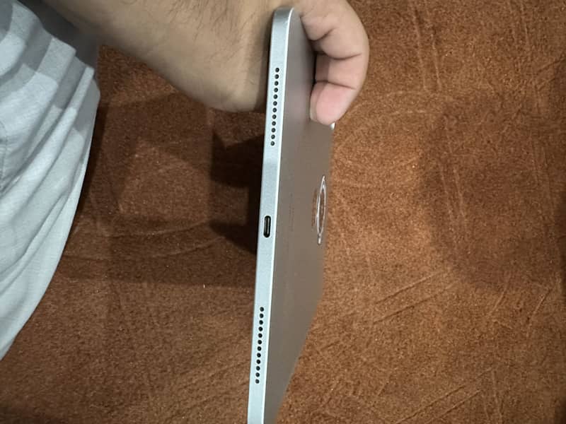iPad 10th generation 1