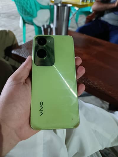 Vivo Y18