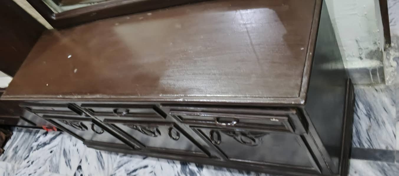 a dressing table 4