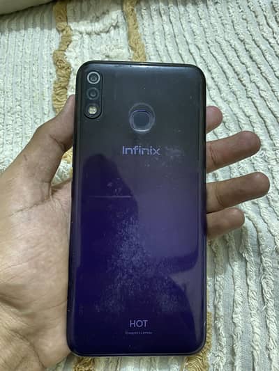 Infinix Hot 8