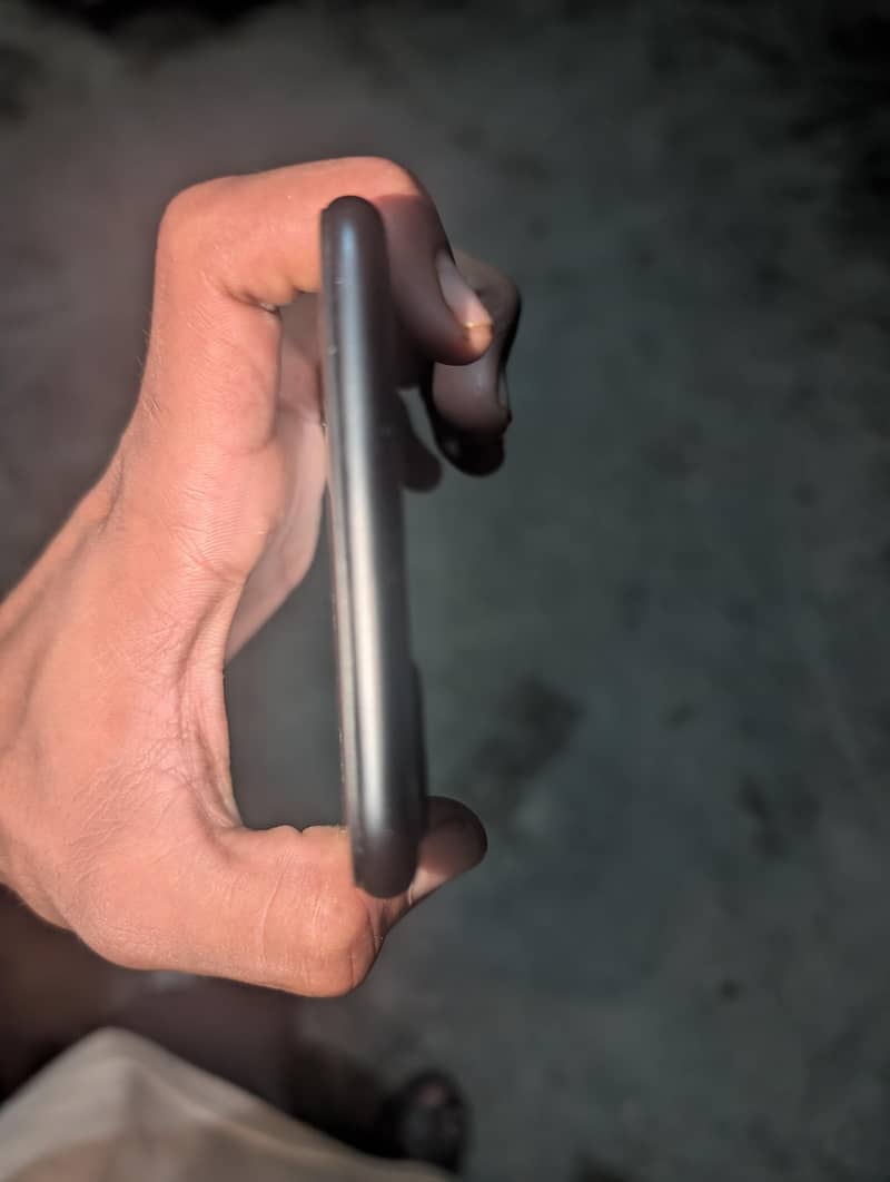 Apple iPhone 7 Plus 3