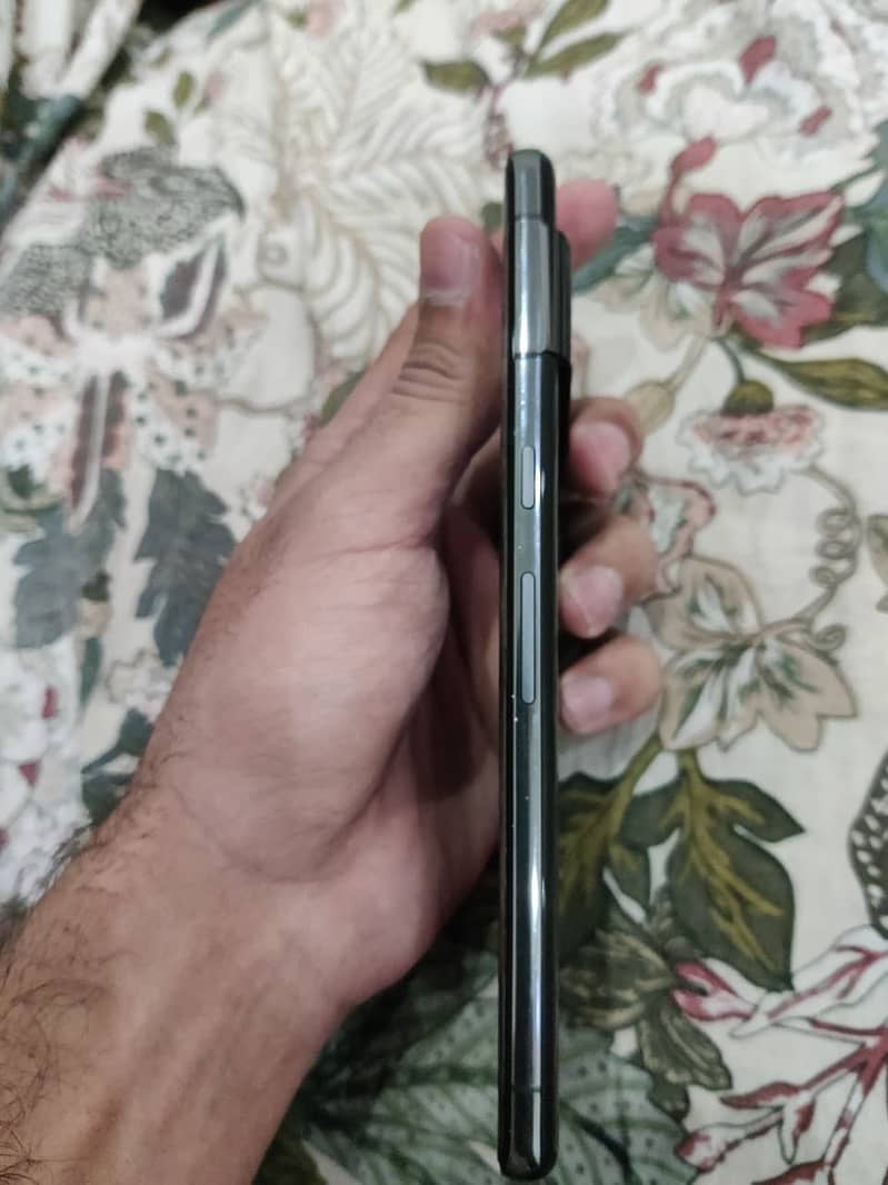 Google Pixel 7 Pro 4