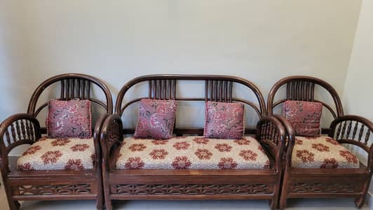 Wooden Sofa Set – 4 Seater + Setty with Drawers