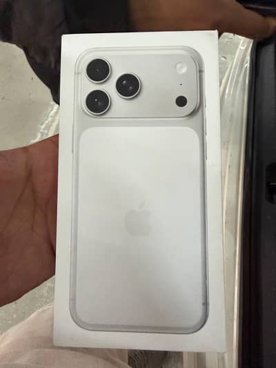 Apple iPhone 17 Pro Max 256 JV Box Packed