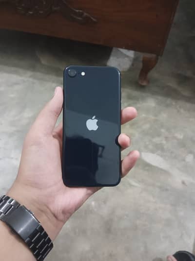 Apple iPhone SE