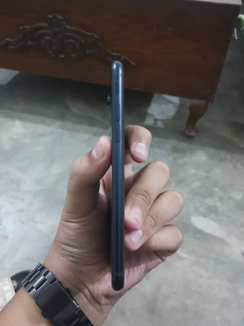 Apple iPhone SE 2