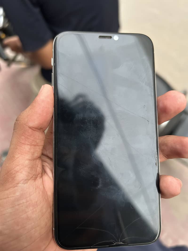Apple iPhone XS 0