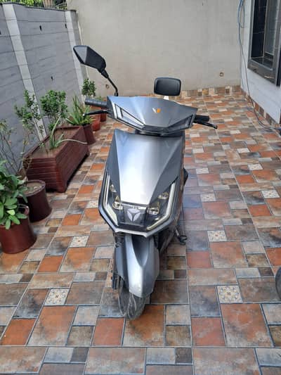 Yadea T5 total genuine