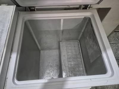Dawlance 91998 Signature Double Door Deep Freezer