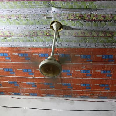 selling fan