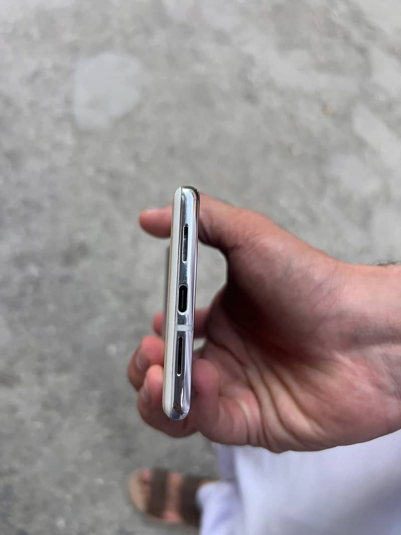Google Pixel 6 Pro 2