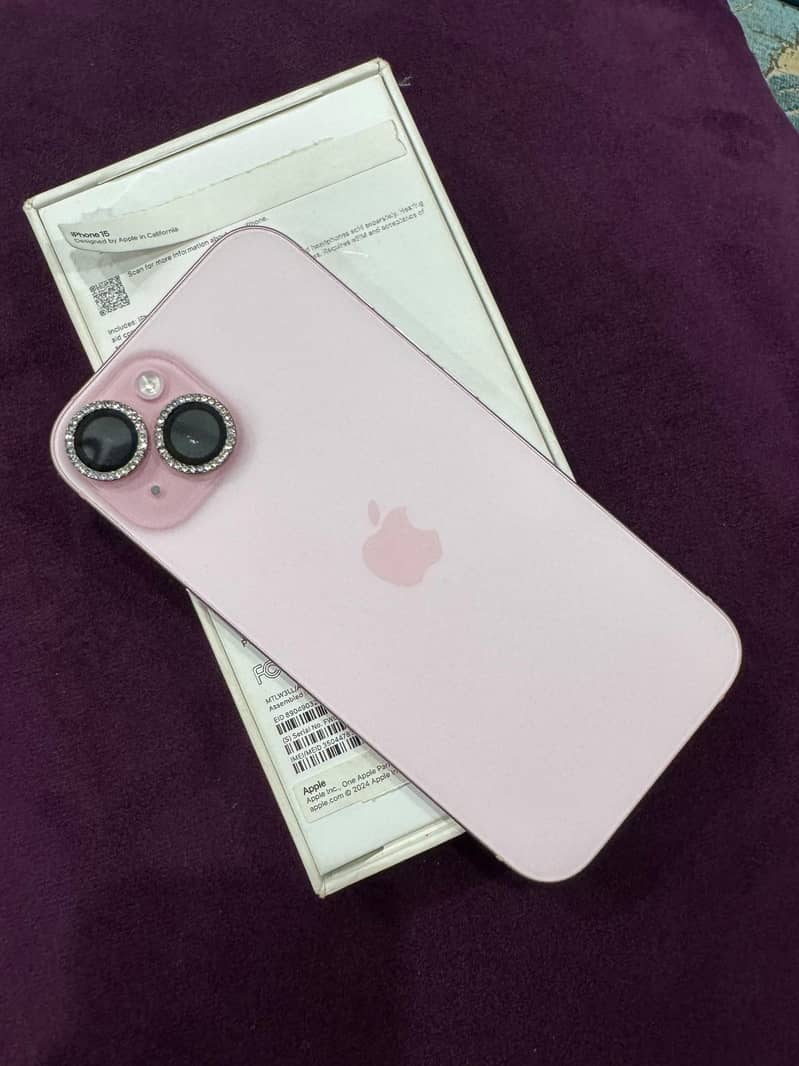 Apple iPhone 15 2