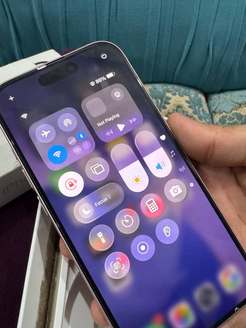 Apple iPhone 15 7