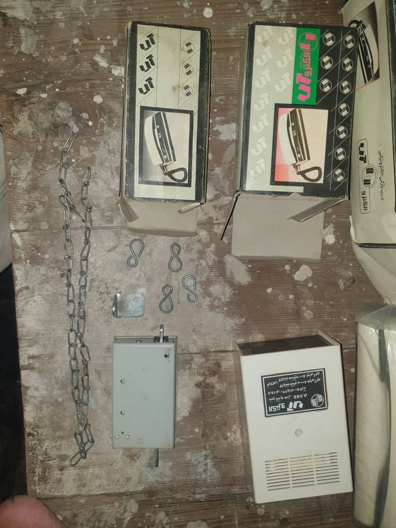 Automatic door lock and intercom 4